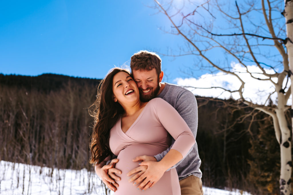 Colorado Family Photographer, Mountain Maternity Session,Mountain Maternity, Snowy Maternity, Colorado Maternity session, Outdoor Maternity Session, Maternity photos, Colorado Photographer, Colorado Maternity Photographer, Photography, Maternity Photography ideas, Portrait Photography, Maternity Guide, maternity photo Inspiration, Colorado Lifestyle photographer, Lifestyle photography, Snowy Photos, Colorado Mountains, 