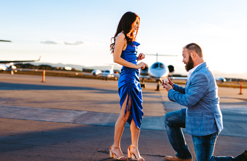 Surprise proposal, Surprise airport Proposal, Proposal Photography, Airport Proposal, North Carolina Photographer, North Carolina Proposal Photographer, Proposal, Engagement, Couples Photography, 