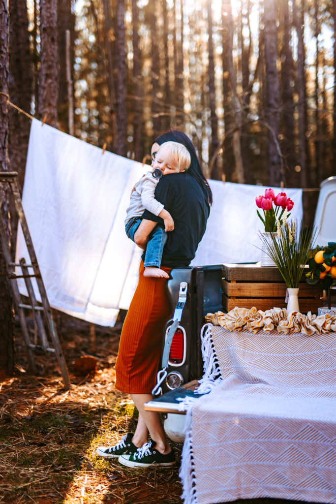 Spring Mini's, Motherhood Mini's, Timeless Clothesline Mini's, Old Vintage Truck Mini's, North Carolina Spring Mini Sessions, North Carolina Photographer, North Carolina Mini session, Old Truck Mini Sessions, Motherhood Sessions, Springs, Vintage Truck, Retro, Spring time, Spring photography, Lexington North carolina Photographer, Rentable old Truck 