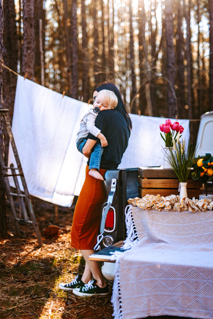 Spring Mini's, Motherhood Mini's, Timeless Clothesline Mini's, Old Vintage Truck Mini's, North Carolina Spring Mini Sessions, North Carolina Photographer, North Carolina Mini session, Old Truck Mini Sessions, Motherhood Sessions, Springs, Vintage Truck, Retro, Spring time, Spring photography, Lexington North carolina Photographer, Rentable old Truck 